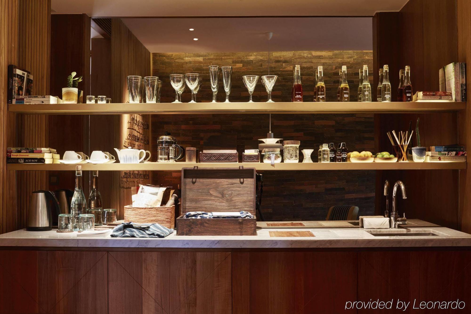 Katamama Suites At Desa Potato Head Семиньяк Экстерьер фото