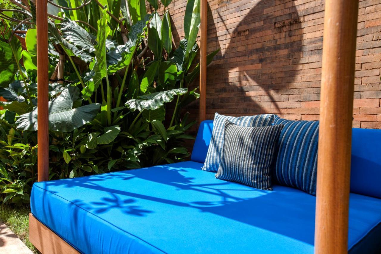 Katamama Suites At Desa Potato Head Семиньяк Номер фото